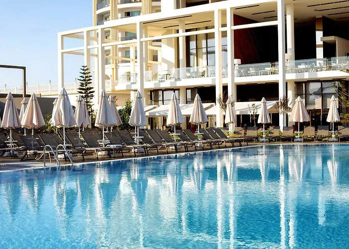 Riolavitas & Hotel Side