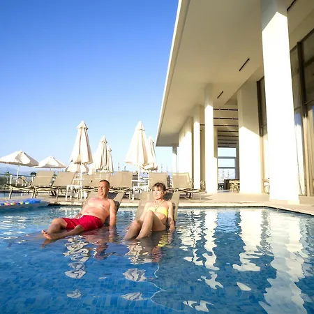 Riolavitas & Hotell Side